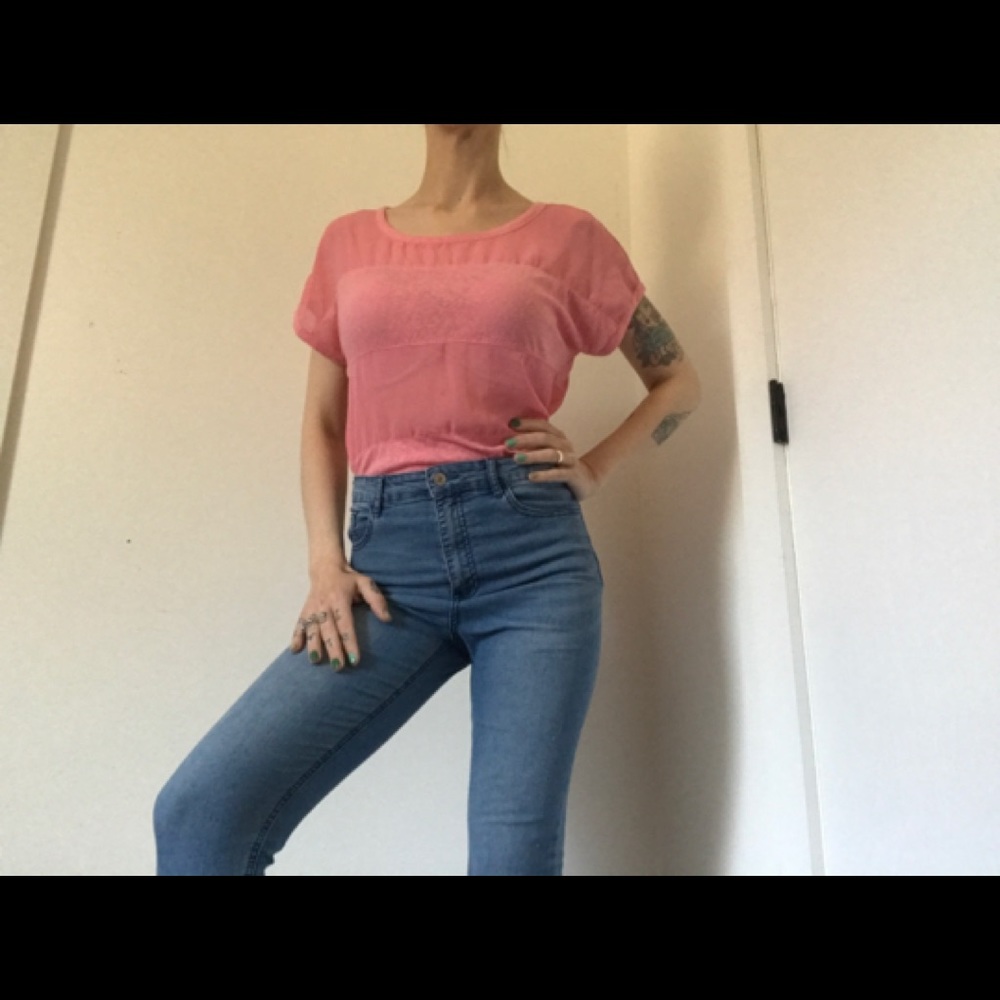 Forever 21 Barbie Pink Sheer/Solid Panel Short Sleeve Tee - Picture 2 of 15